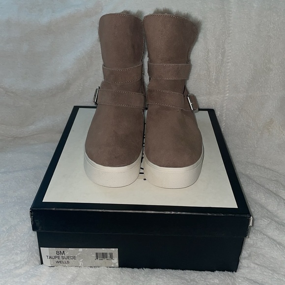 NWT J/SLIDES WELLS Taupe Suede Hidden Wedge Faux Fur Platform - Picture 9 of 16